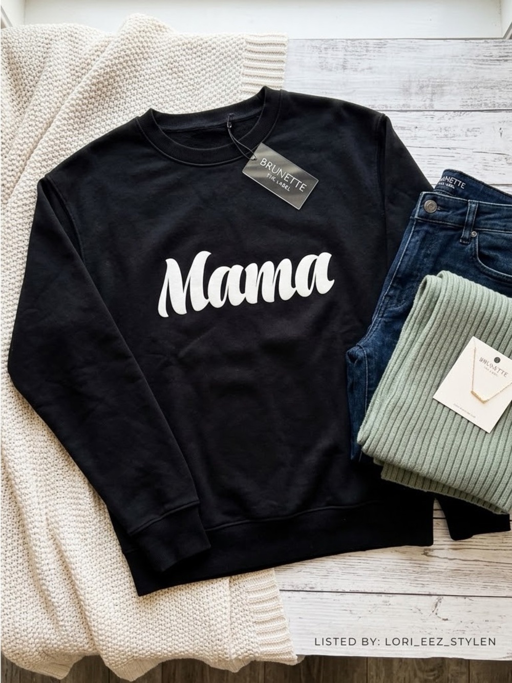 Brunette the label Mama Graphic Sweatshirt in Black